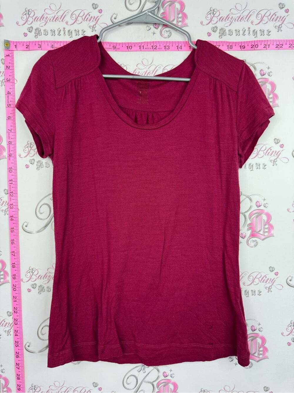MEC merino wool shirt Women's Deep Pink Scoop Neck Short Sleeve Tee